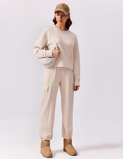 PINSPARK Soft Crewneck Cropped Sweatshirt for Women Long Sleeve Relaxed Lightweight Basic Crop Tops 2025